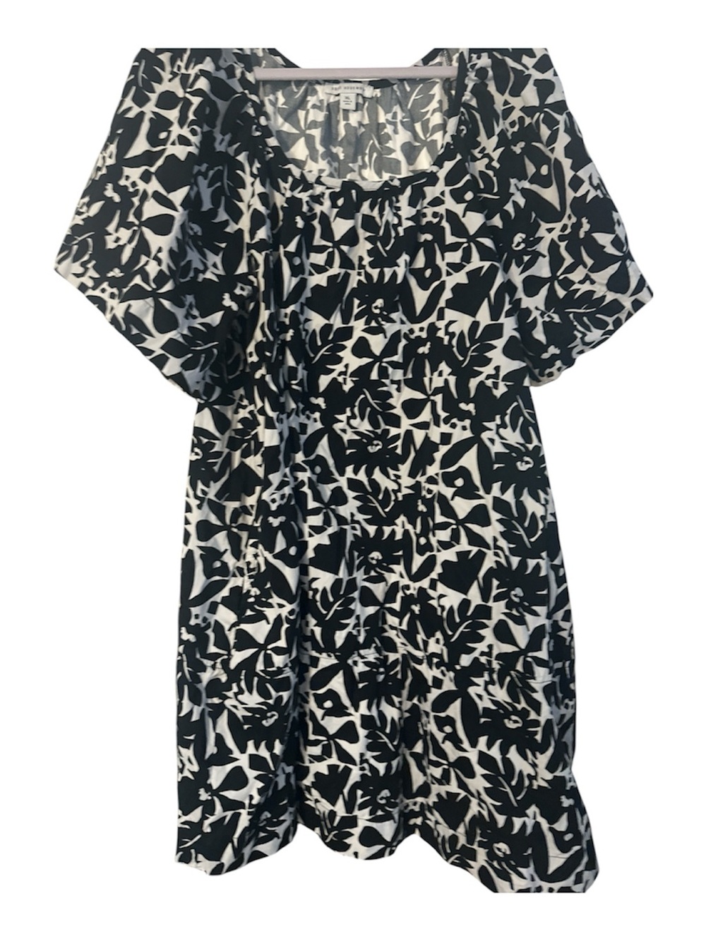 NWOT free assembly Black & White Floral Midi Dress with Puff Sleeves xl 100% cot